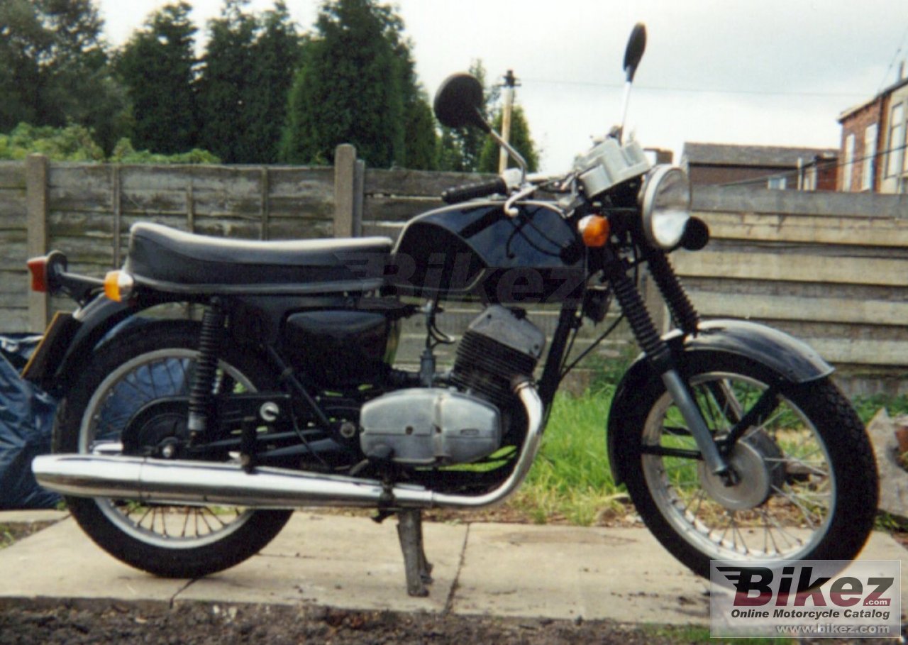 Big Curtis Lee 250 twin picture and wallpaper from Bikez.com